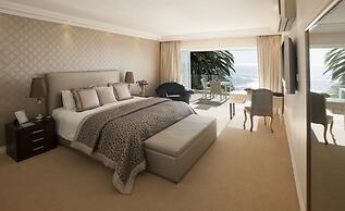 The Clarendon - Bantry Bay