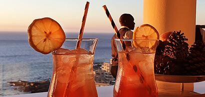 The Clarendon - Bantry Bay