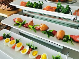 The Clarendon - Bantry Bay