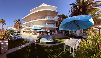 The Clarendon - Bantry Bay