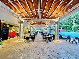 Summit Rainforest Golf Resort & All Inclusive