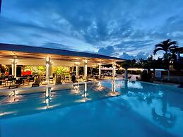 Summit Rainforest Golf Resort & All Inclusive