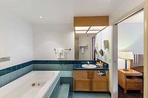 Breeze Inn