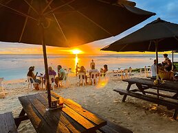 Castaway Resort