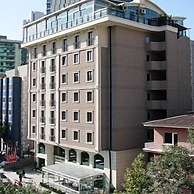 Midas Hotel