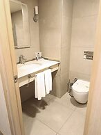 Midas Hotel