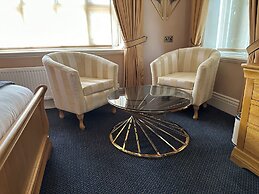 Chester Court Hotel