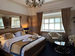 Chester Court Hotel
