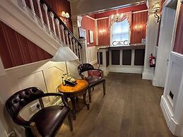 Chester Court Hotel