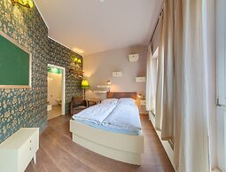 Labyrinth Hostel