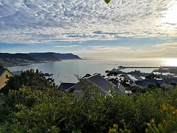 Albatross Guest House