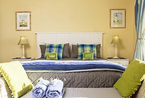 Albatross Guest House