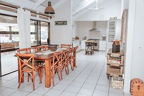 Lagoon Breeze Villas