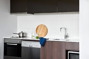 Melbourne Dandenong Central Apartment