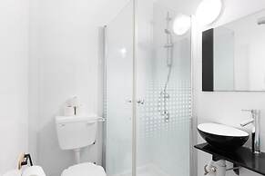 Liber Seashore Suites