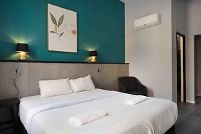 Liber Seashore Suites