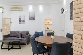 Liber Seashore Suites