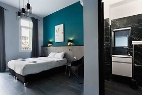Liber Seashore Suites