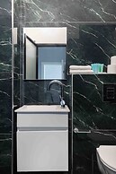 Liber Seashore Suites