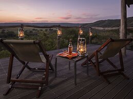 HillsNek Safari Camp - Amakhala Game Reserve