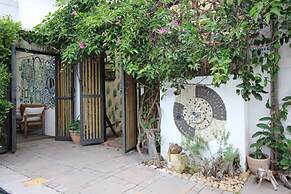 La Boheme Bed and Breakfast