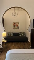 CasaBlanca Hotel