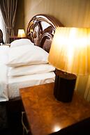 Bella Donna Hotel