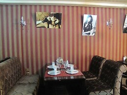 Bella Donna Hotel