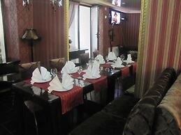 Bella Donna Hotel