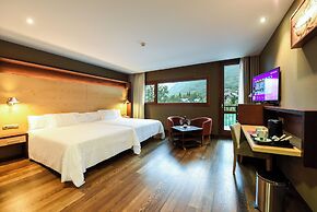 SOMMOS Hotel Aneto