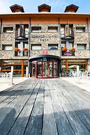 SOMMOS Hotel Aneto