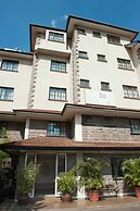 Mvuli House