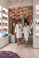 Cloud 9 Boutique Hotel and Spa