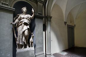 Palazzo Tolomei - Residenza d'Epoca