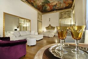 Palazzo Tolomei - Residenza d'Epoca
