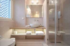 Antony Suites - Adults Only
