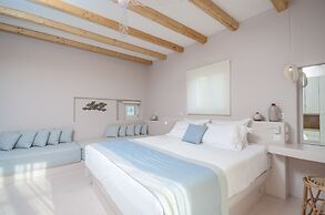 Antony Suites - Adults Only