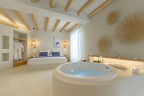 Antony Suites - Adults Only
