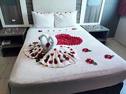 Hotel Bahia Suites