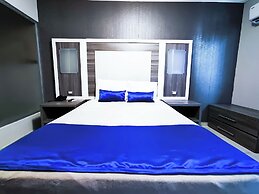 Hotel Bahia Suites