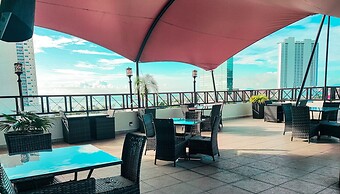 Hotel Bahia Suites