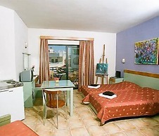 Nireas Hotel