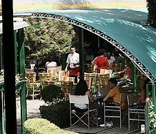 Seven Hotel