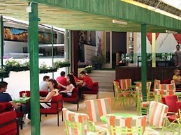 Seven Hotel