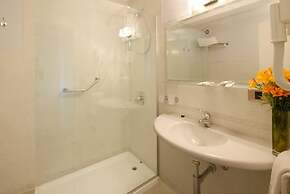 Hotel Tirol