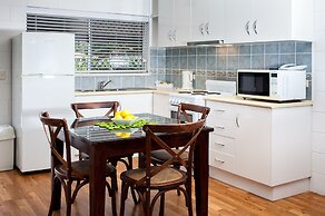 Clifton Sands Holiday Apartments