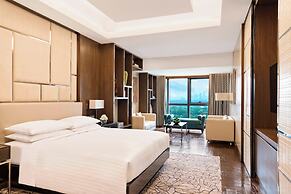 Manila Marriott Hotel at Newport World Resorts