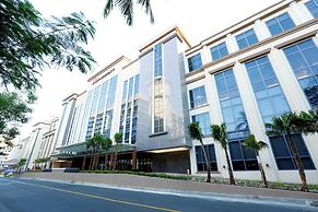 Manila Marriott Hotel at Newport World Resorts