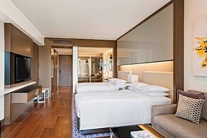 Manila Marriott Hotel at Newport World Resorts
