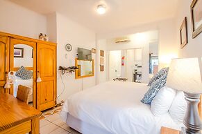 HoneyPot Guesthouse